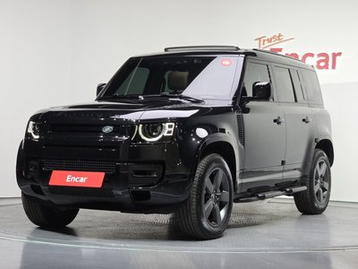 LAND ROVER DEFENDER - 1