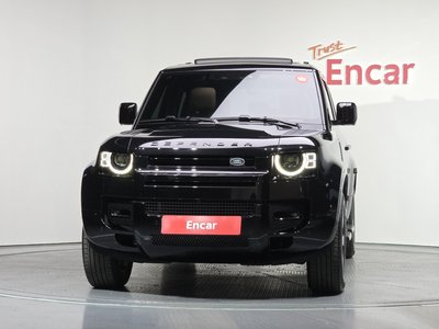 LAND ROVER DEFENDER - 2