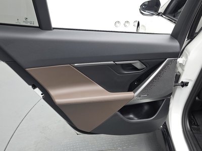 صورة مصغرة 14 لـ 2025 BMW 5 SERIES