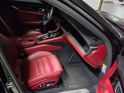 PORSCHE PANAMERA - 1