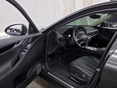 GENESIS G80 (RG3) - 10