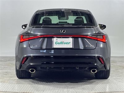 2022 Lexus IS — миниатюра 31
