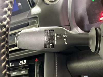 2022 Lexus IS — миниатюра 20
