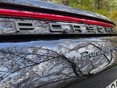 PORSCHE PANAMERA - 3