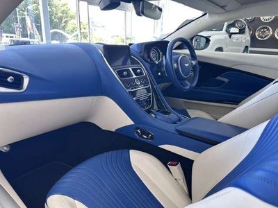 ASTON MARTIN DB11 - 8