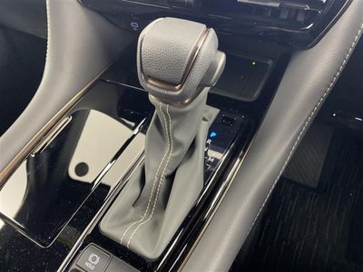 2025 Toyota ALPHARD thumbnail 26
