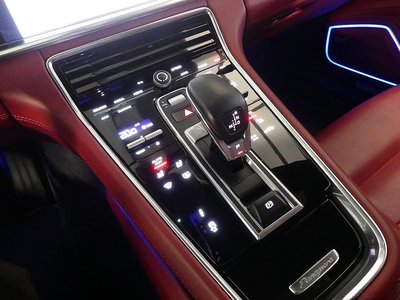 صورة 7 لـ 2021 Porsche PANAMERA