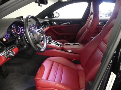 صورة 4 لـ 2021 Porsche PANAMERA