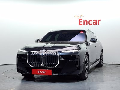 BMW 7 SERIES - 2