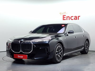 BMW 7 SERIES - 1