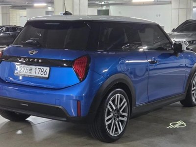 صورة 2 لـ 2025 MINI COOPER C