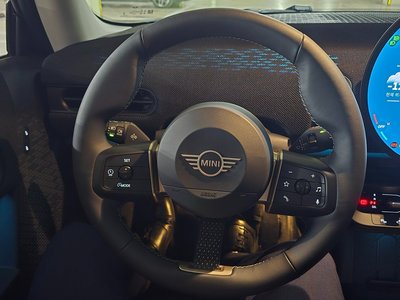 صورة مصغرة 15 لـ 2025 MINI COOPER C