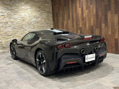 FERRARI SF90 STRADALE - 8