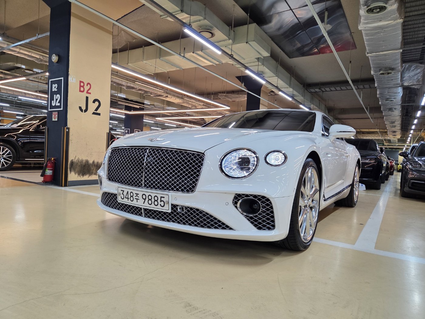 BENTLEY CONTINENTAL - View 1