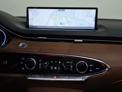 2021 Genesis GV70 — миниатюра 14