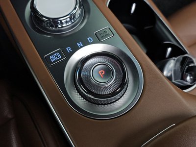 2021 Genesis GV70 photo 9