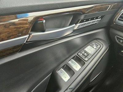 صورة مصغرة 13 لـ 2019 Genesis G90
