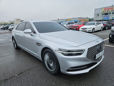 2019 Genesis G90 — фото 1