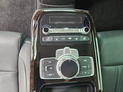 صورة مصغرة 19 لـ 2019 Genesis G90