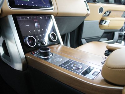 2020 LAND Rover RANGE ROVER thumbnail 16