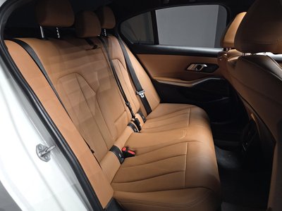 صورة مصغرة 18 لـ 2024 BMW 3 SERIES