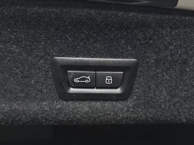 صورة مصغرة 27 لـ 2024 BMW 3 SERIES