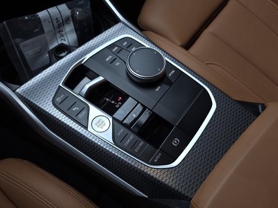 صورة مصغرة 12 لـ 2024 BMW 3 SERIES