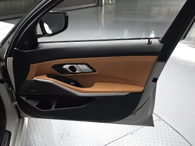 صورة مصغرة 14 لـ 2024 BMW 3 SERIES