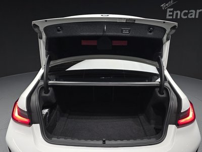 صورة مصغرة 26 لـ 2024 BMW 3 SERIES