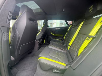 2026 Lamborghini URUS 照片 10