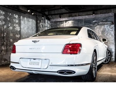 BENTLEY FLYING SPUR - 3