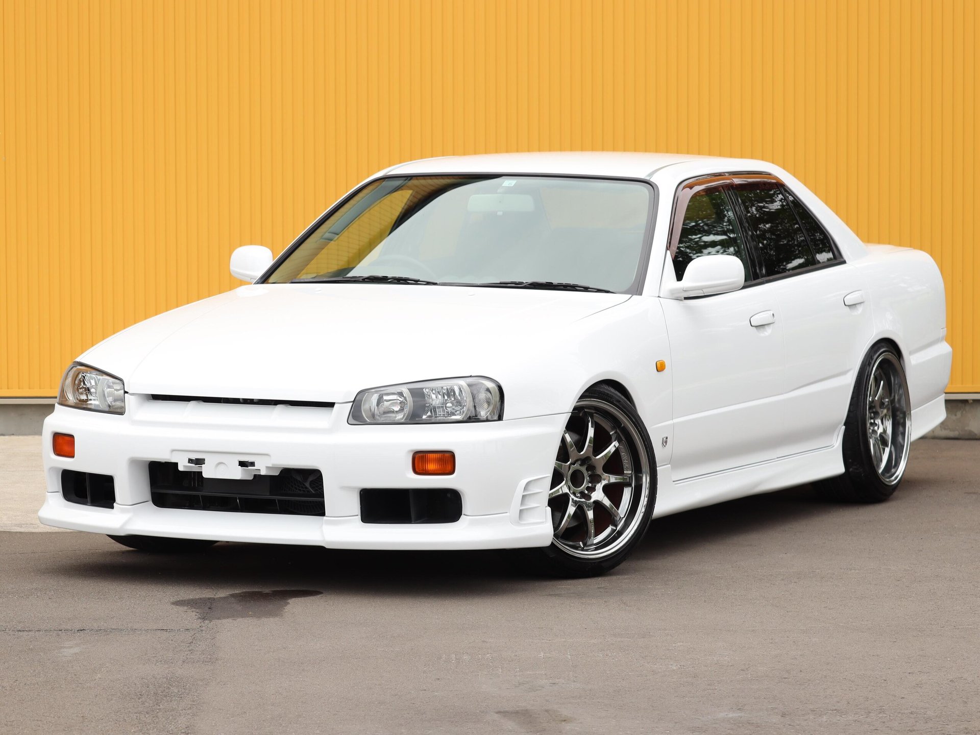 NISSAN SKYLINE - View 1
