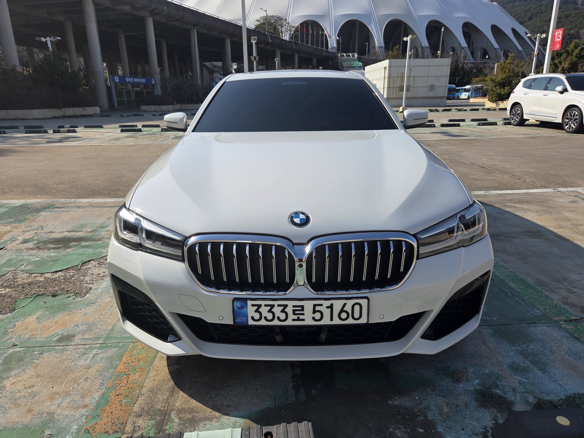 BMW 5 SERIES - View 1