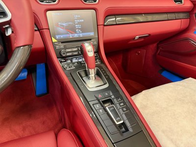 2023 Porsche 718 — миниатюра 17