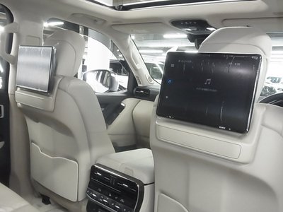 TOYOTA LAND CRUISER 300 - 4