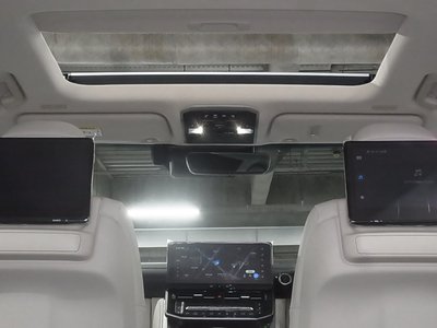 TOYOTA LAND CRUISER 300 - 2