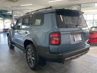 TOYOTA LAND CRUISER 250 - 9