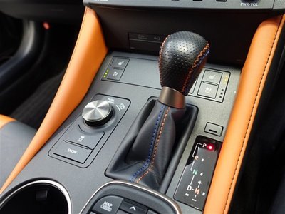 صورة مصغرة 17 لـ 2014 Lexus RC F