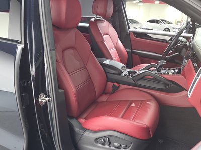 PORSCHE CAYENNE - 10