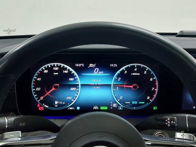 MERCEDES-BENZ E-CLASS - 8