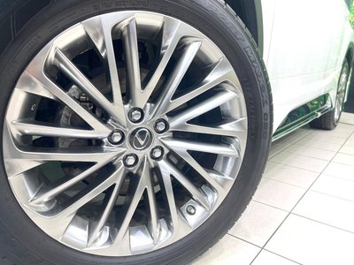 صورة مصغرة 13 لـ 2019 Lexus RX