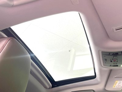 صورة 3 لـ 2019 Lexus RX