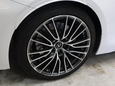 2015 Lexus RC F — миниатюра 16