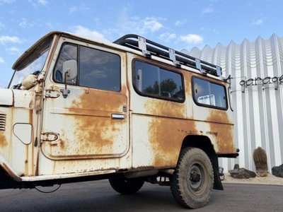 TOYOTA LAND CRUISER 40 - 4