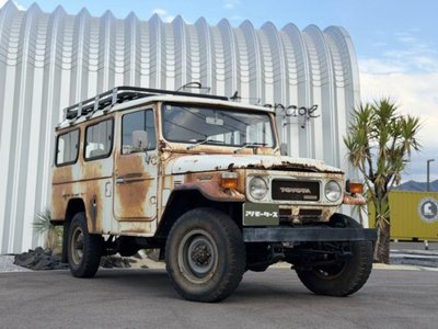 TOYOTA LAND CRUISER 40 - 2