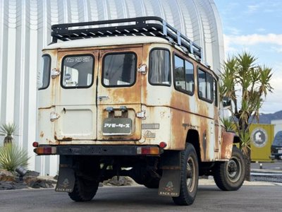 TOYOTA LAND CRUISER 40 - 3