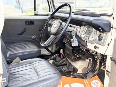 TOYOTA LAND CRUISER 40 - 9