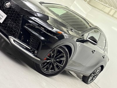 صورة 3 لـ 2025 Lexus RX