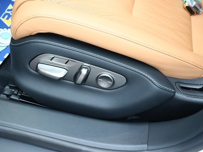 2021 Lexus LS — миниатюра 41