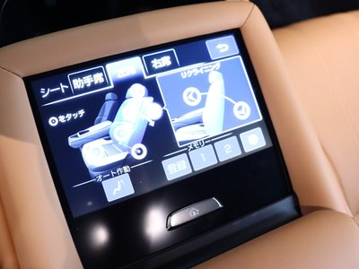 2021 Lexus LS — миниатюра 47
